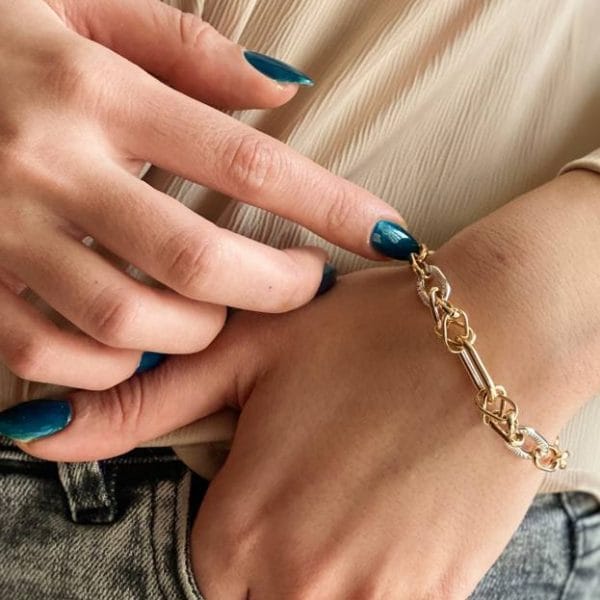 دستبند ثامن